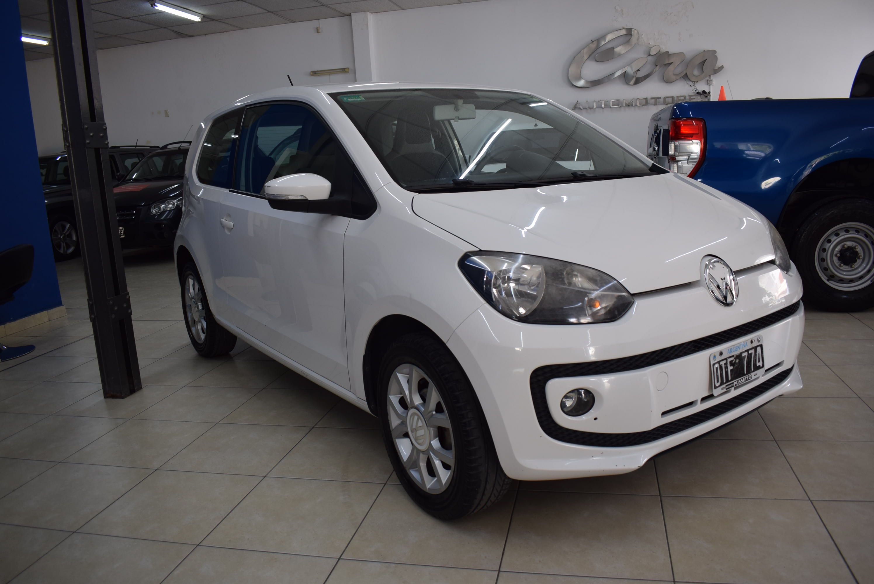Volkswagen UP HIGH 3 PTAS 1