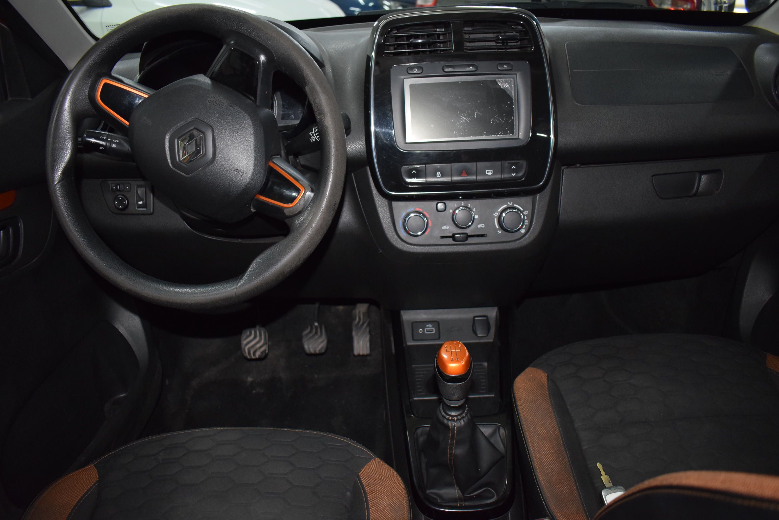 Renault KWID OUTSIDER 1.0 3