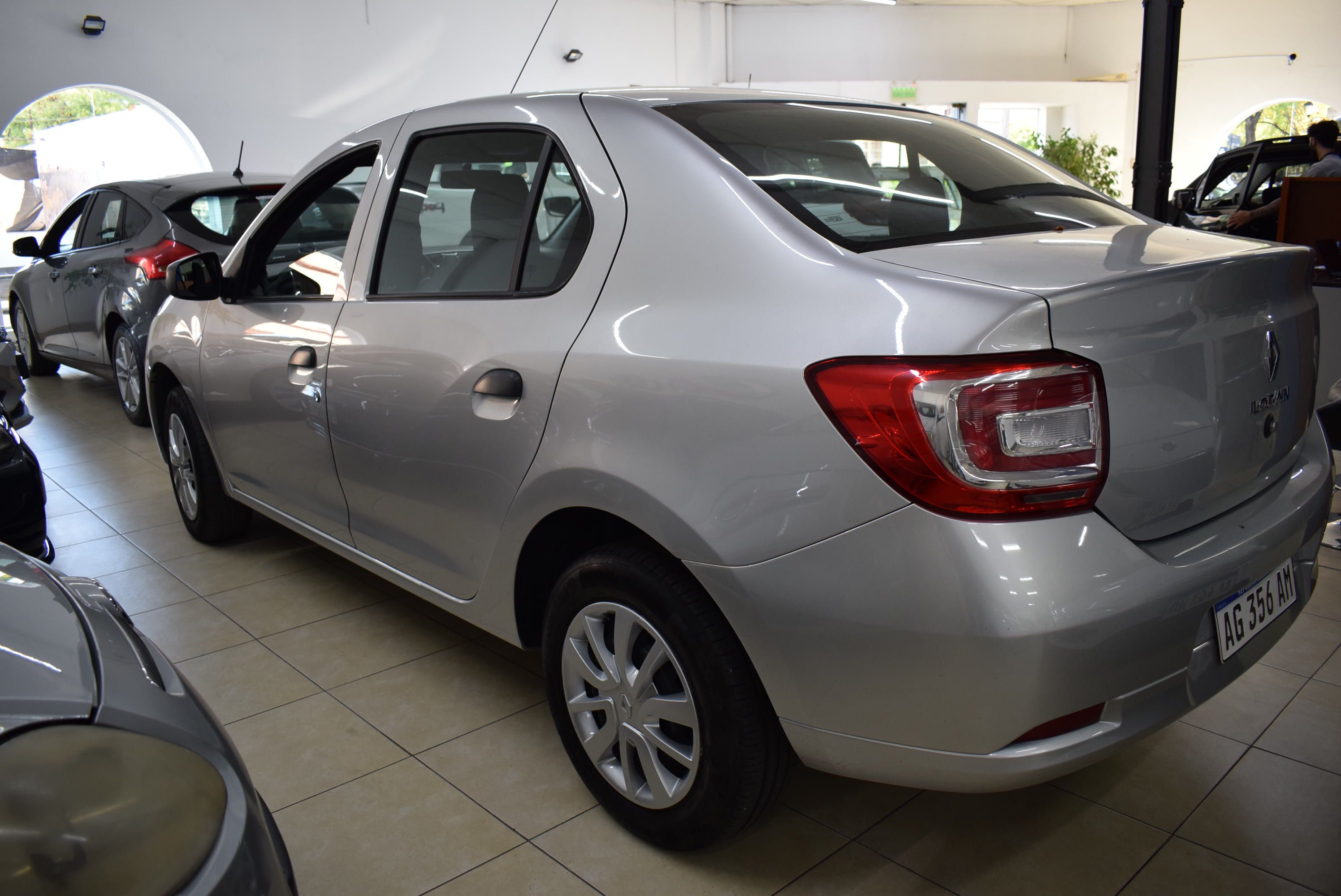 Renault LOGAN LIFE 1.6 7
