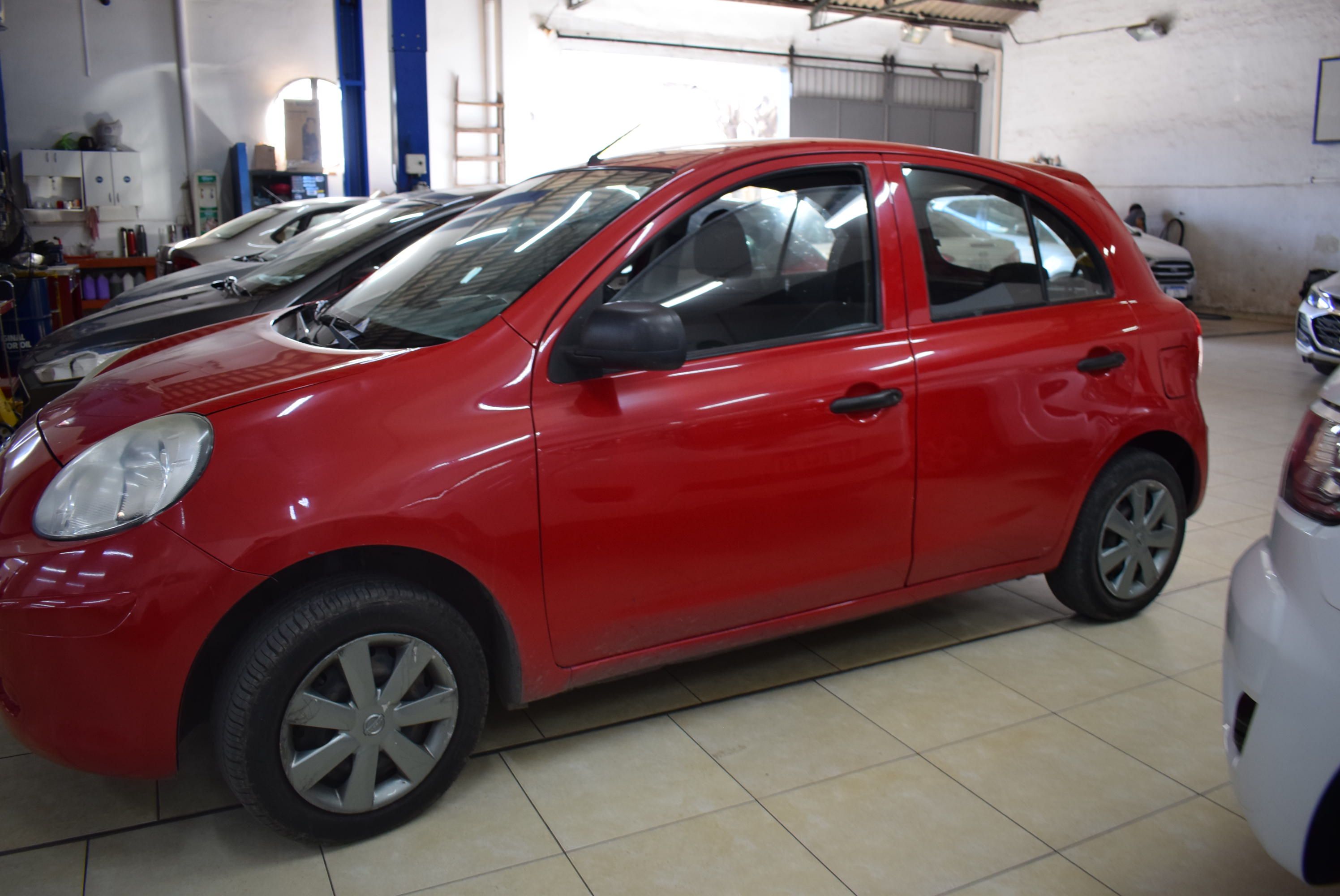 Nissan MARCH ACTIVE PURE DRIVE 5