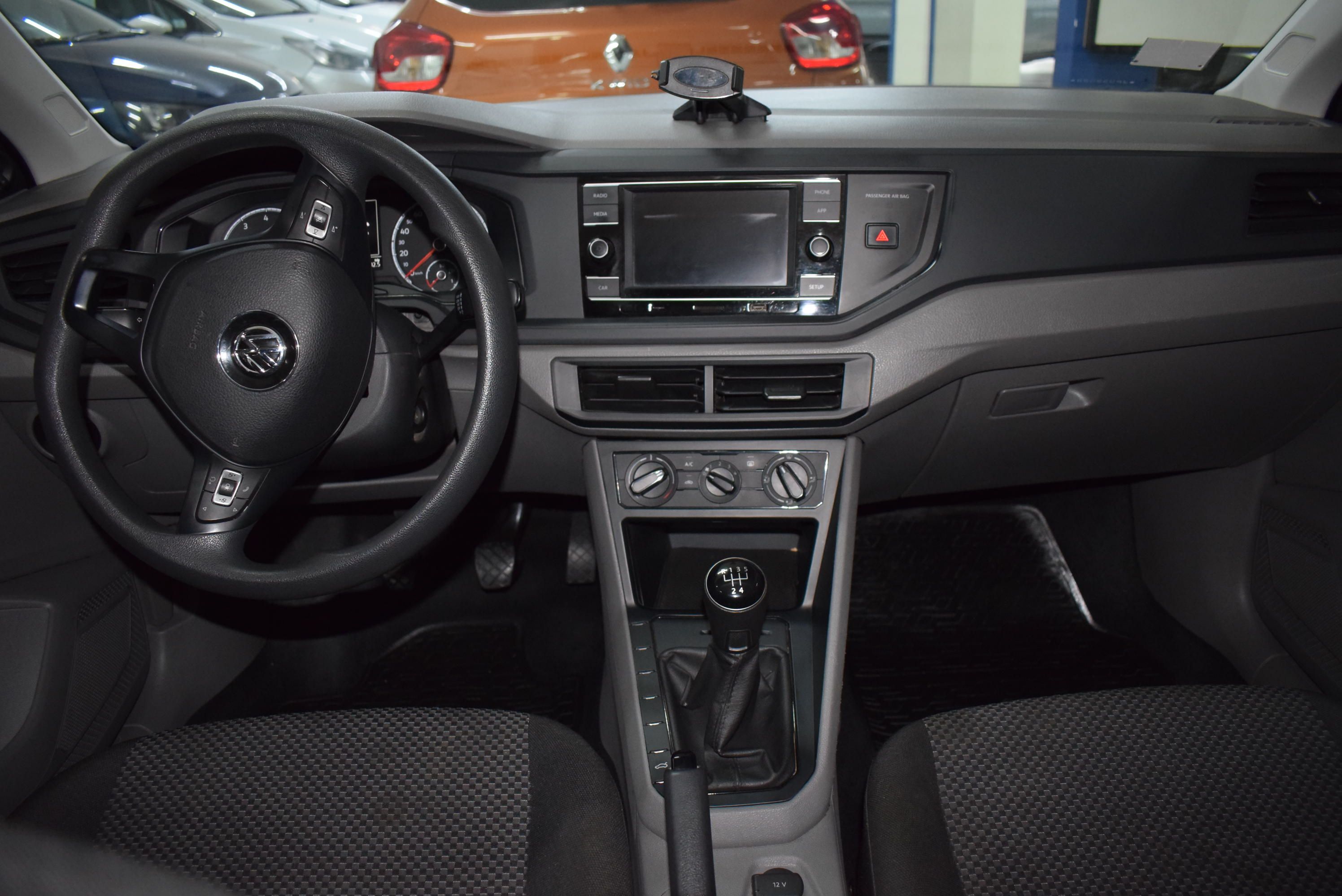 Volkswagen POLO TRENDLINE1.6 MSI MT 6