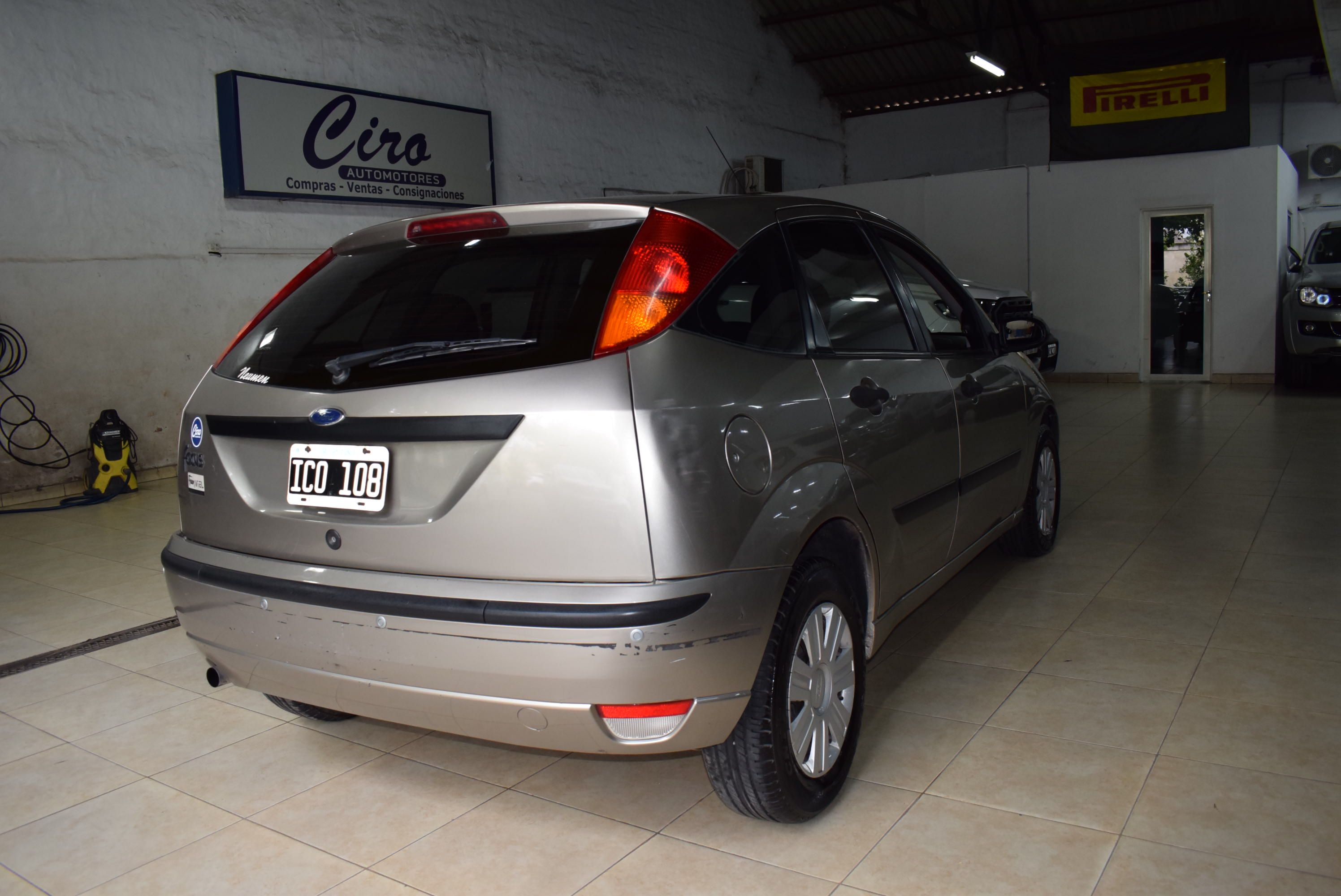 Ford FOCUS ONE AMBIENTE  7