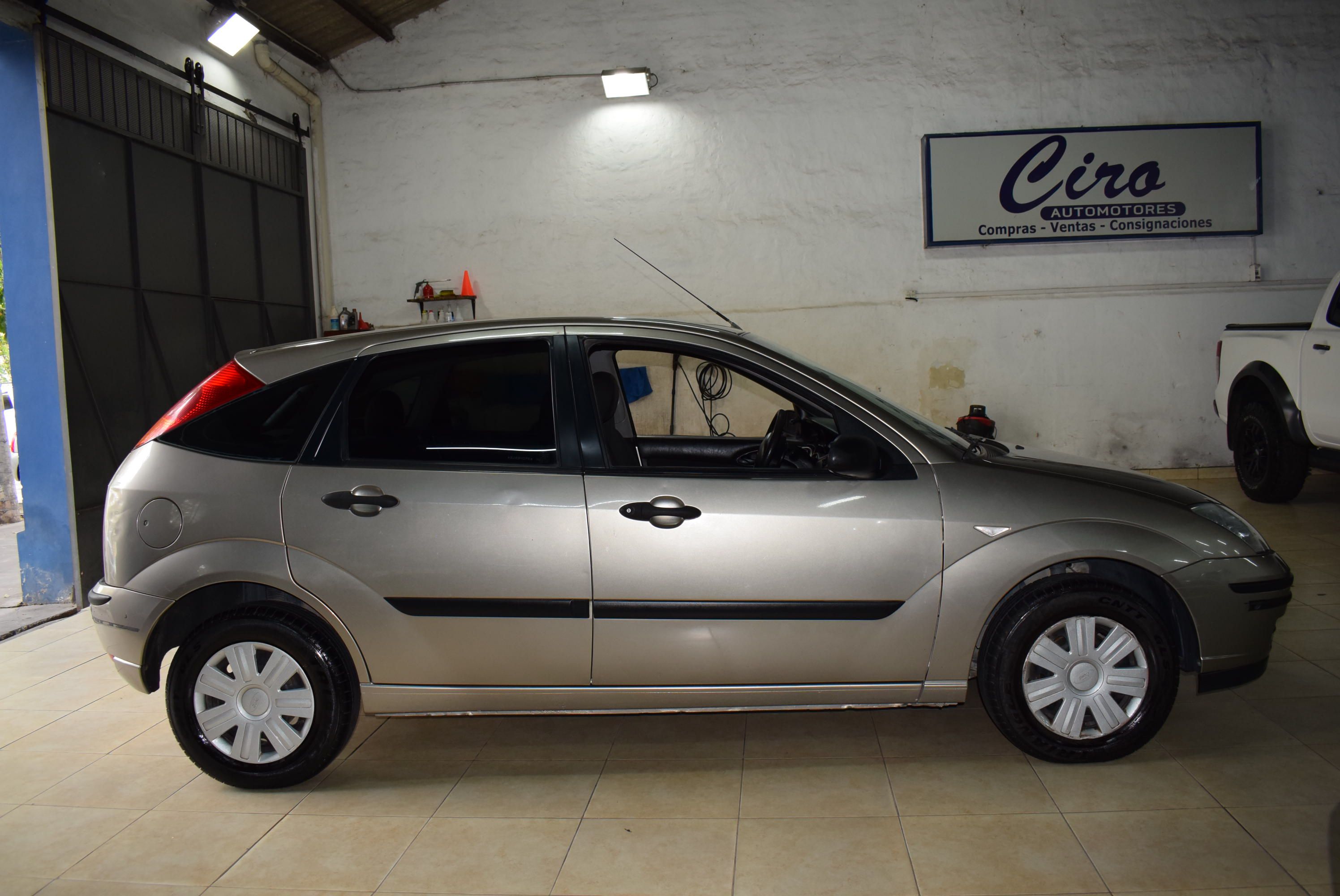 Ford FOCUS ONE AMBIENTE  8