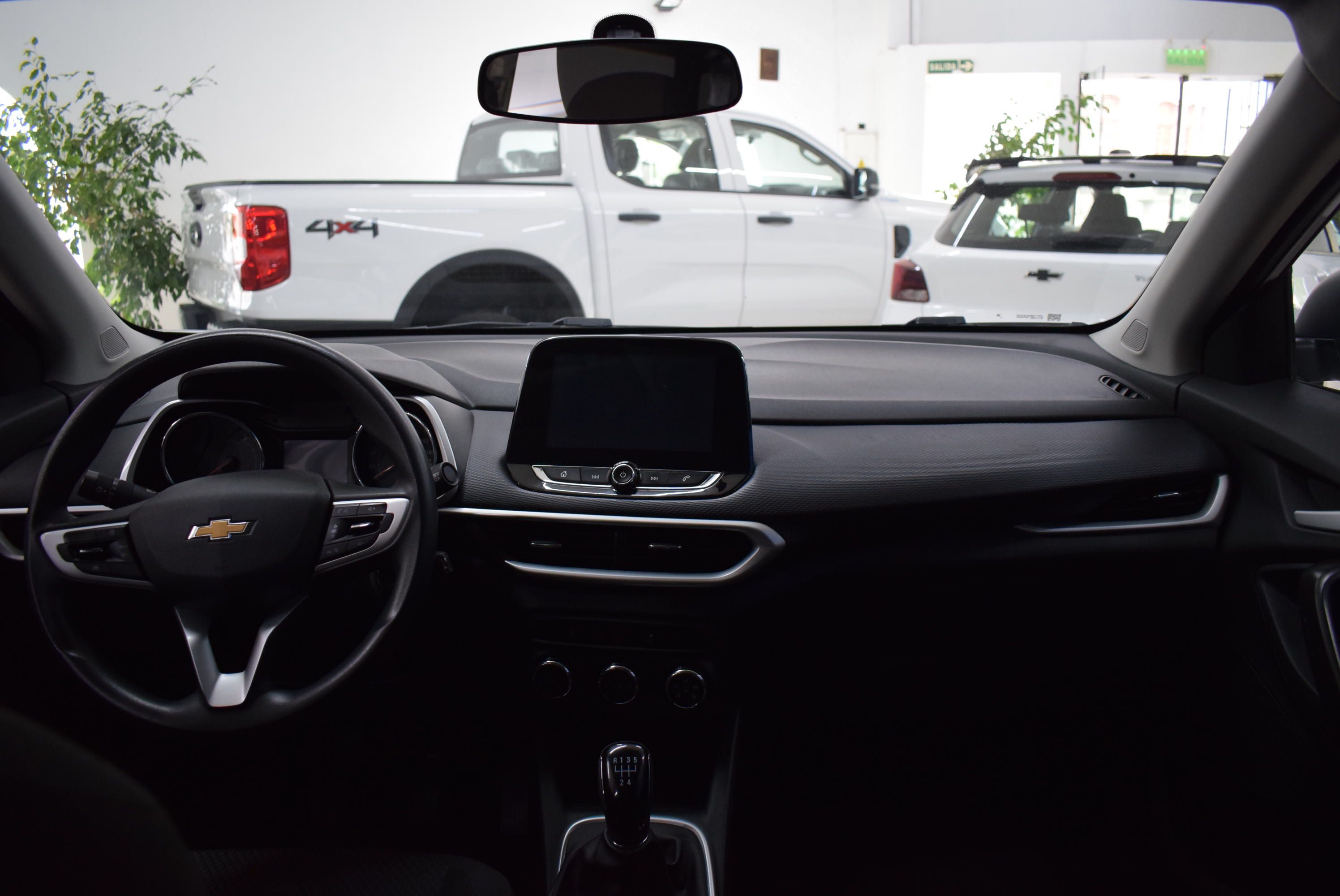 Chevrolet TRACKER 1.2T MT 6
