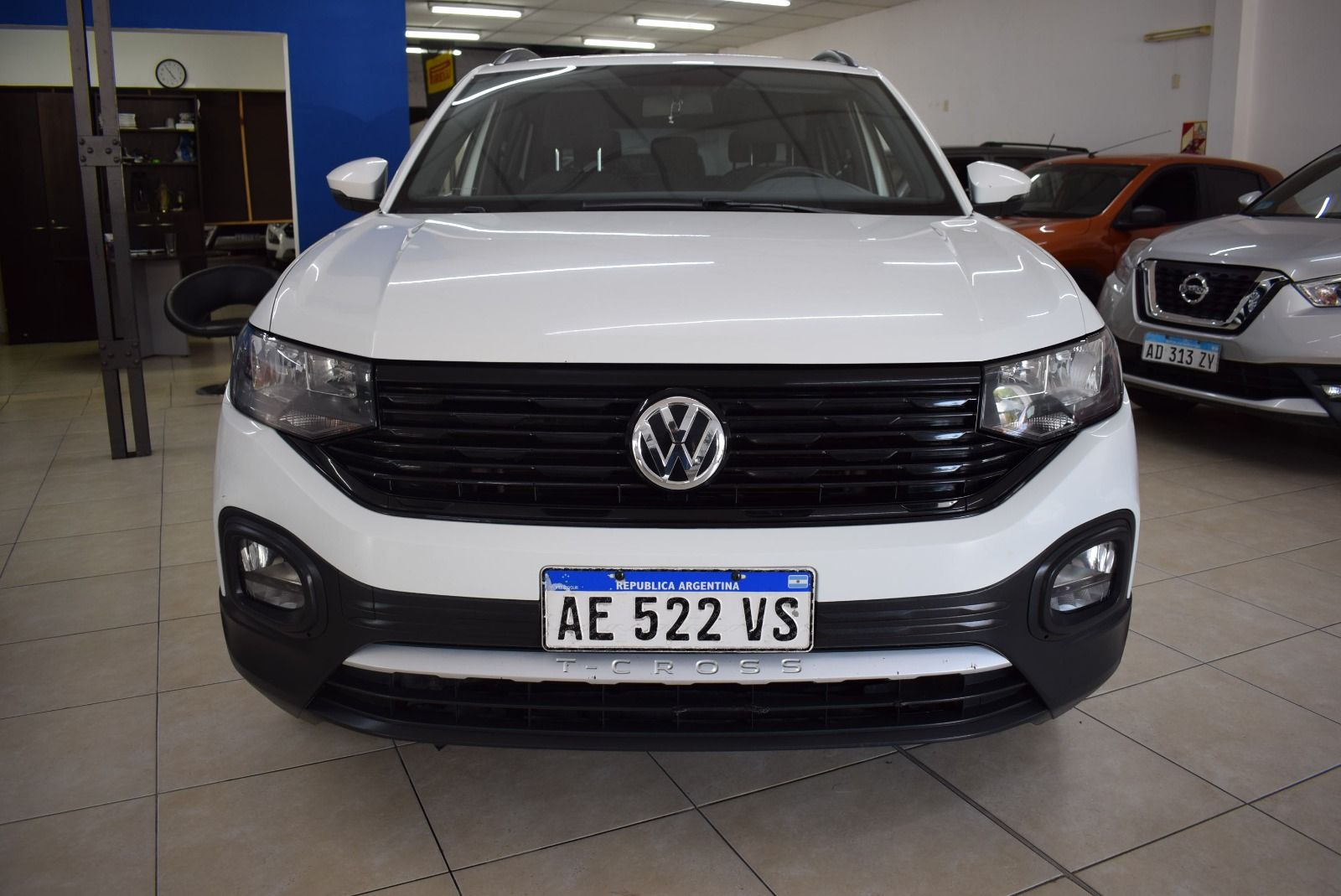 Volkswagen TCROSS TRENDLINE 1.6 10